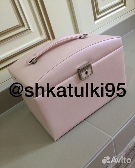 Шкатулка для украшений