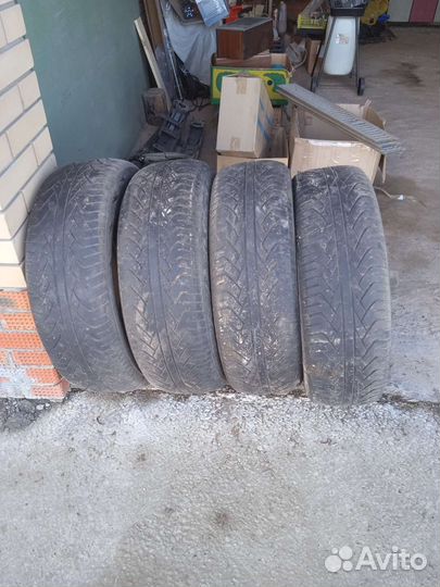 Yokohama Advan S/T V801 235/65 R17 108W