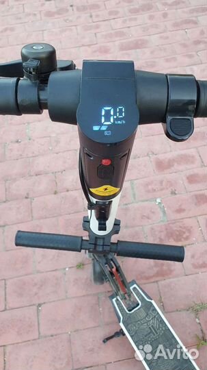 Самокат взрослый электрический