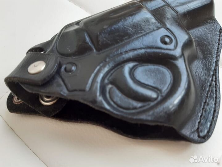 Кобура для peвольвера