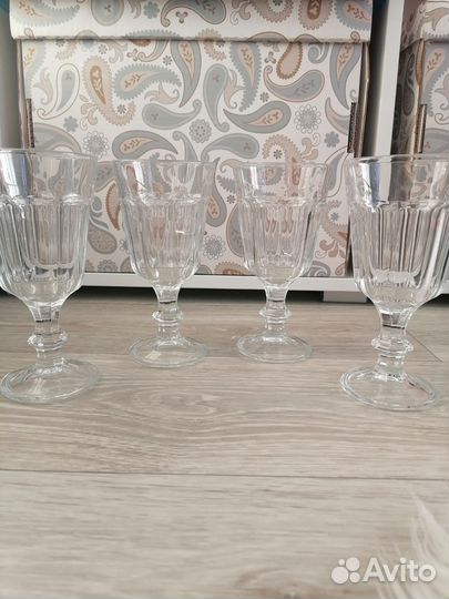 Стаканы, бокалы, фужеры, стопки