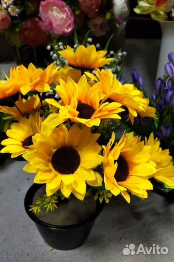 Искусственные композиции, цветы