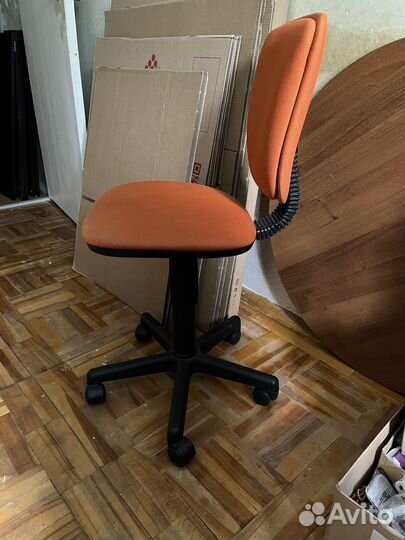 Компьютерное кресло