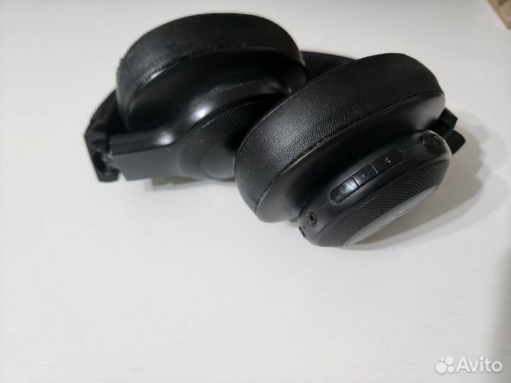 Беспроводные наушники jbl