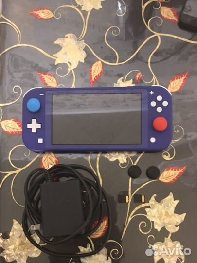 Nintendo switch lite с играми