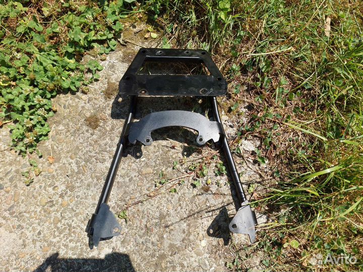 Крепеж для площадки на на Kawasaki er6 n, er650n