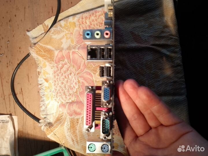 Материнская плата