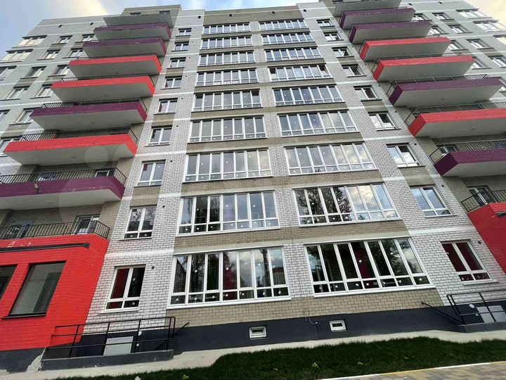 2-к. квартира, 63,5 м², 1/9 эт.