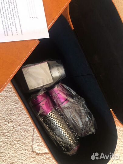 Стайлер dyson в кейсе