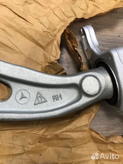 Рычаг передний правый Mercedes Ml/Gl W164/W251