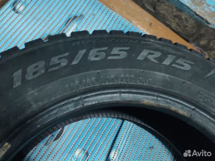 Pirelli Ice Zero 185/65 R15 92T