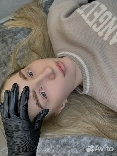 Перманент бровей