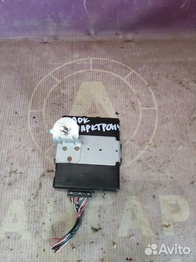 Блок управления парктроником Mitsubishi Outlander