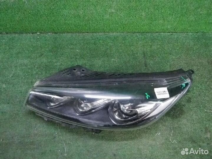Фара левая Kia Sorento/Sorento Prime