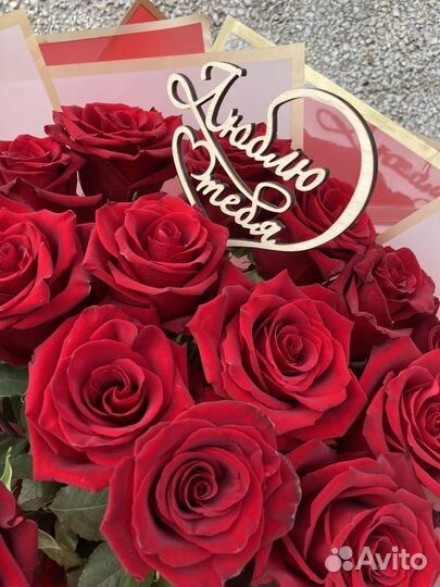 Букет красных роз гигант