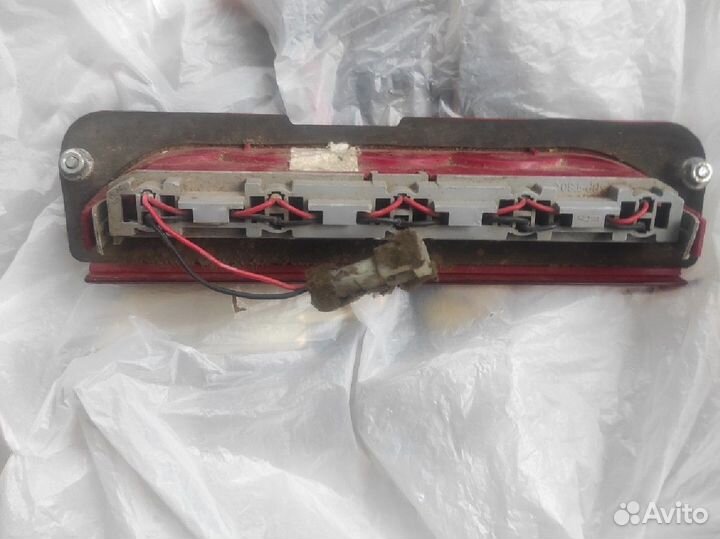 Стоп сигнал крышки багажника lacetti