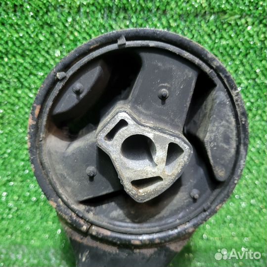 Опора двигателя задняя Chevrolet Cruze J300 F16D3