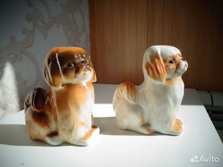 Фарфоровая статуэтка пекинес лфз