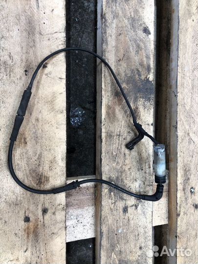 Датчик износа тормозных колодок Bmw 6 E63 N62B44