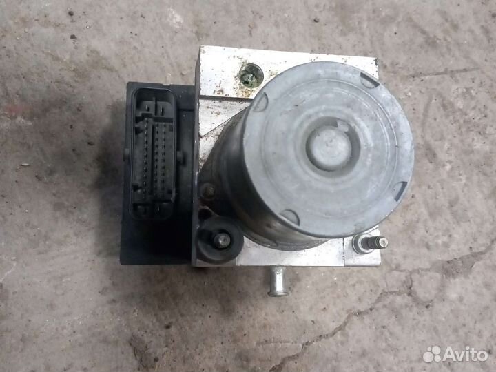 Audi a6 c6 блок ABS