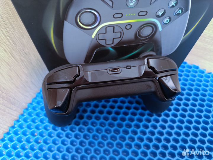 Нeймпaд Entrain Wireless