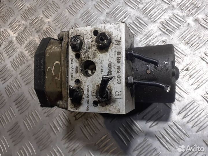 Блок ABS (насос) VAG