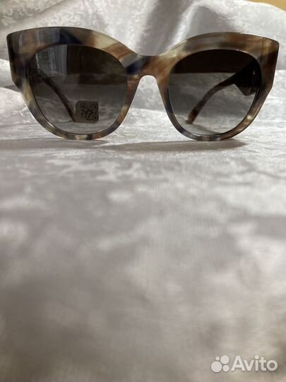 Новые солнцезащитные очки Longchamp