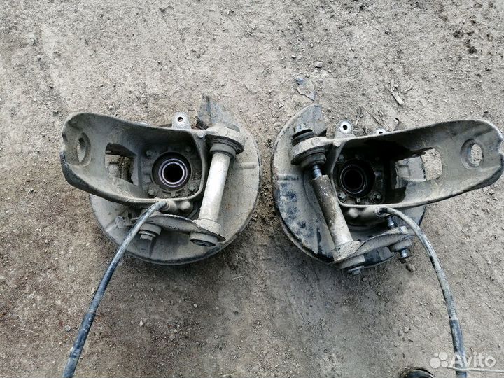 Цапфа, поворотный кулак задний BMW E53/X5 3.0l