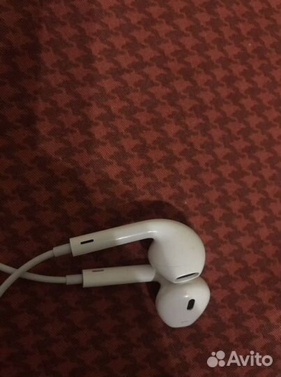 Наушники apple earpods lightning проводные