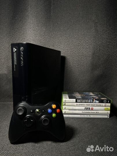 Xbox 360E + 5 дисков