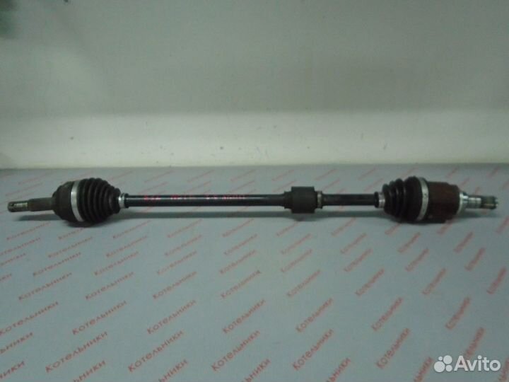 Nissan 39100-9U005 Вал приводной правый