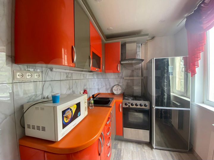 4-к. квартира, 68 м², 1/9 эт.