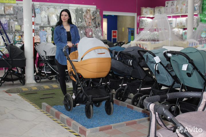 Коляска 2 в 1 - необычная и заметная