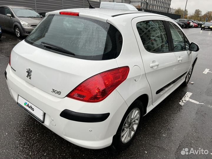 Peugeot 308 1.6 МТ, 2011, 133 000 км
