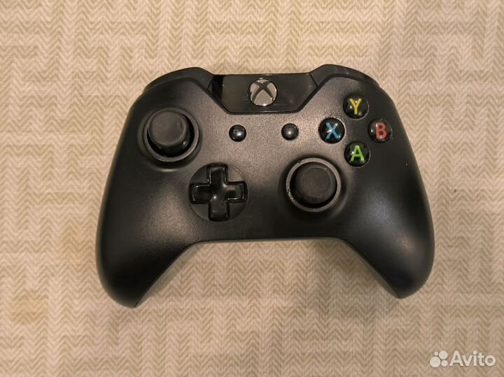 Геймпад xbox one