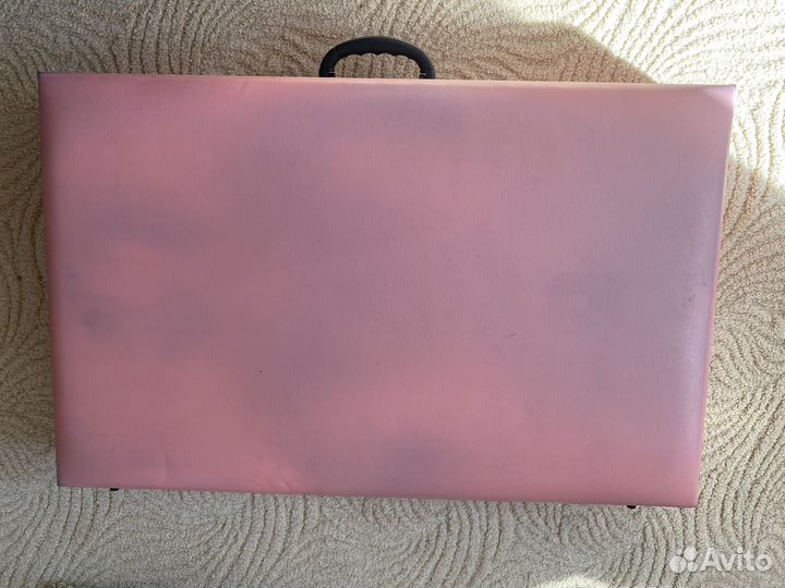 Кушетка для наращивания ресниц