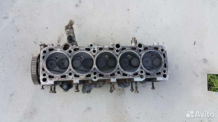 Головка блока цилиндров гбц 2.3 NF ауди 100