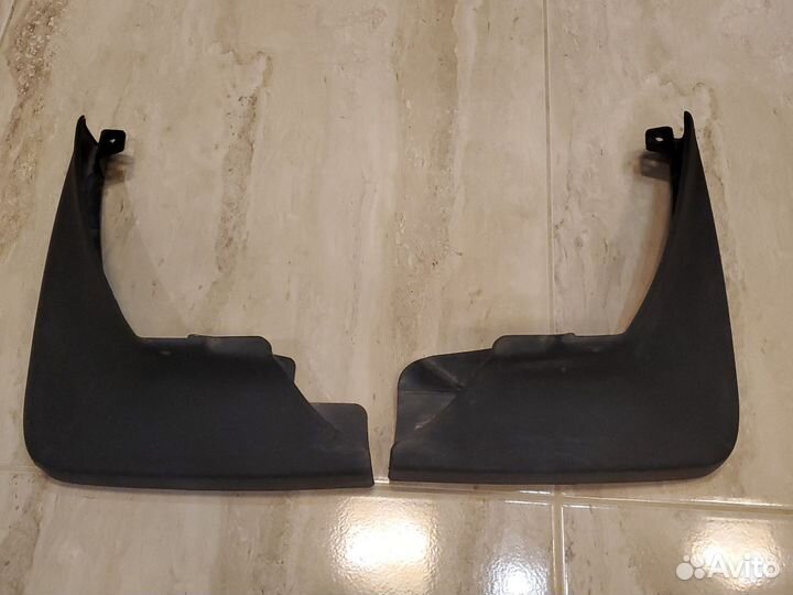 Брыгозвики задние Opel Insignia универсал