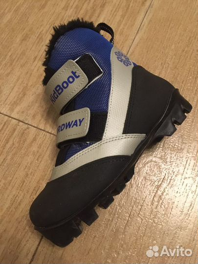 Лыжные ботинки детские 34, 36