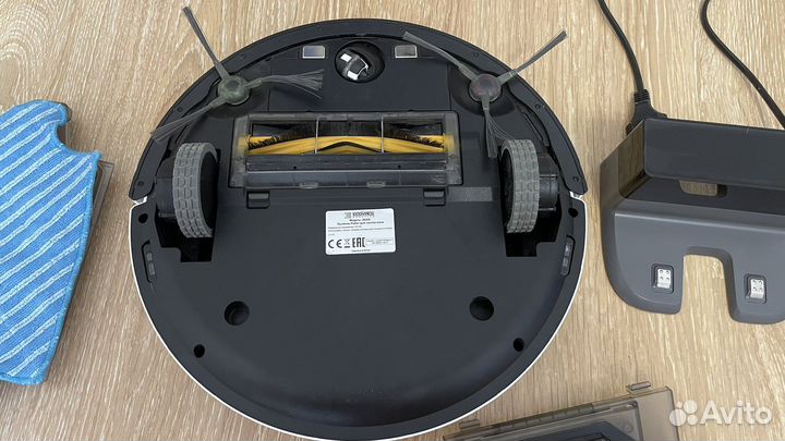 Робот пылесос Ecovacs Deebot DE55