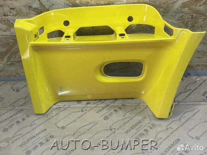 Dongfeng Кожух левой верхней подножки