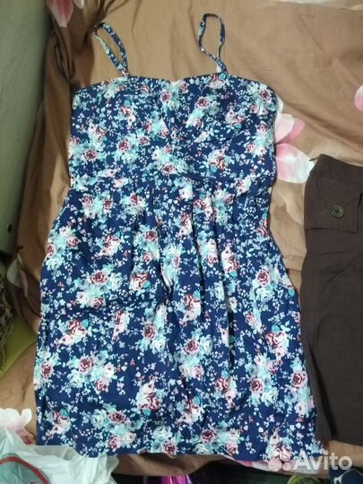 Отдам бесплатно женские вещи 46р-р