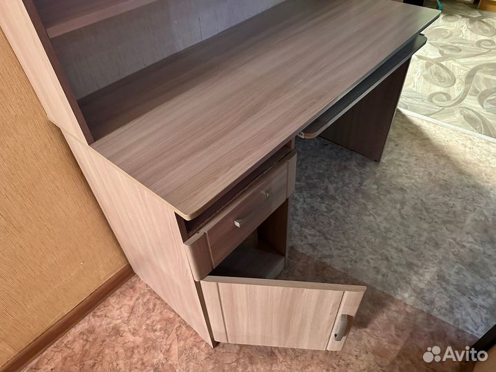 Компьютерный стол бу