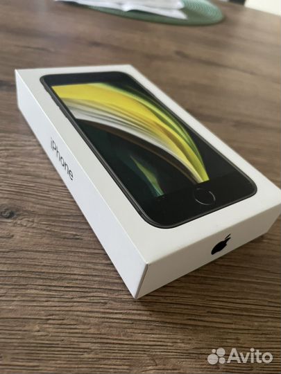 iPhone SE (2020), 128 ГБ