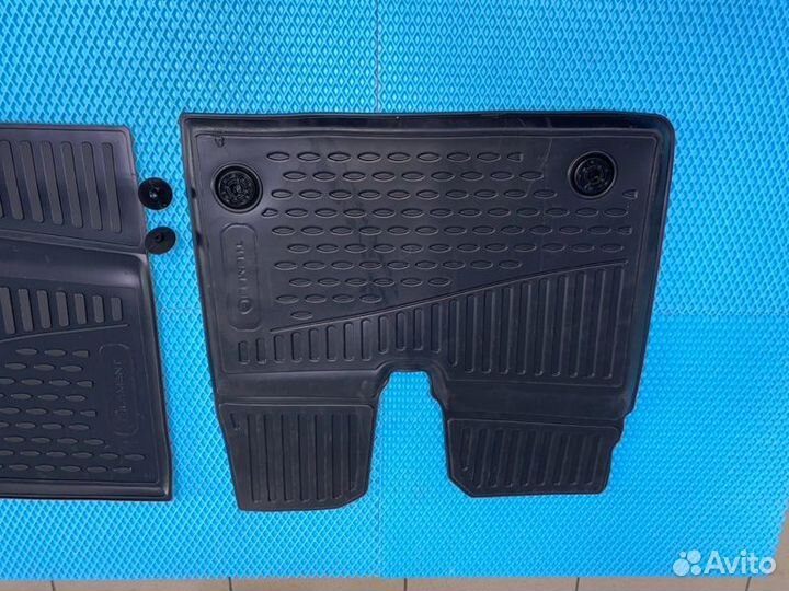 Коврики 3D Sitrak C7H Max