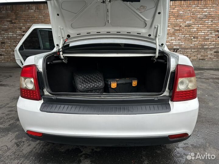 LADA Priora 1.6 МТ, 2017, 200 000 км