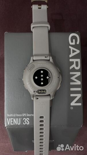 Смарт часы garmin venu 3s