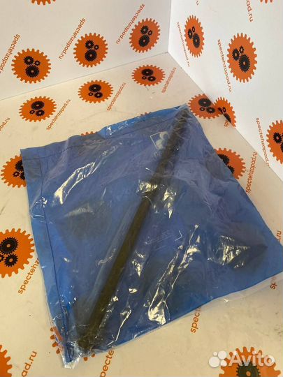 Болт планетарной передачи D7F 5M7900 Caterpillar