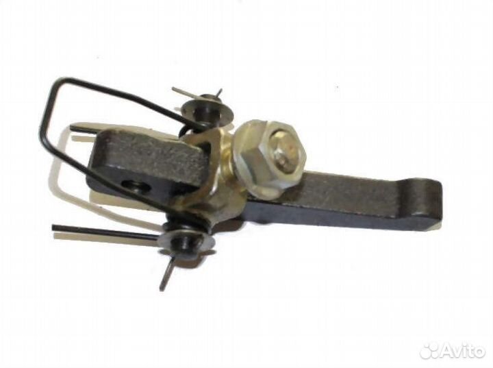 Рычаг 85-1601095 отжимной в сборе пружина, вилка