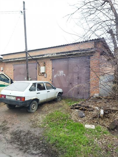 Гараж, > 30 м²